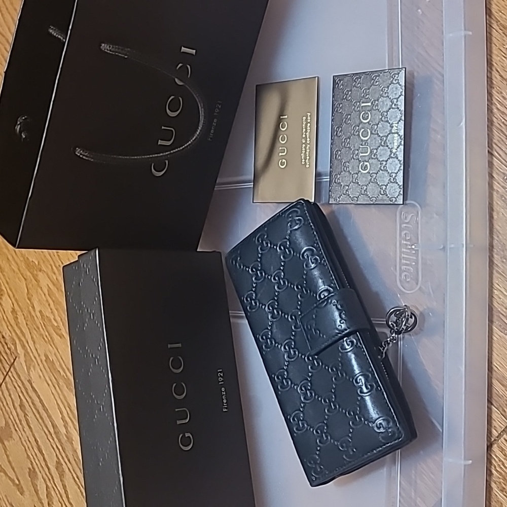 Gucci Guccissima GG Twins Wallet Leather Continental zip and snap